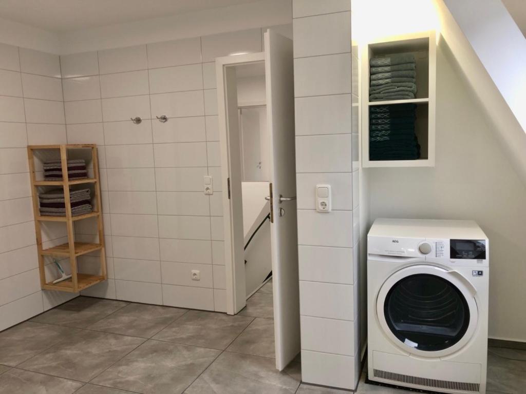 Dachgeschosswohnung Mit Seeblick Ahrensbok المظهر الخارجي الصورة