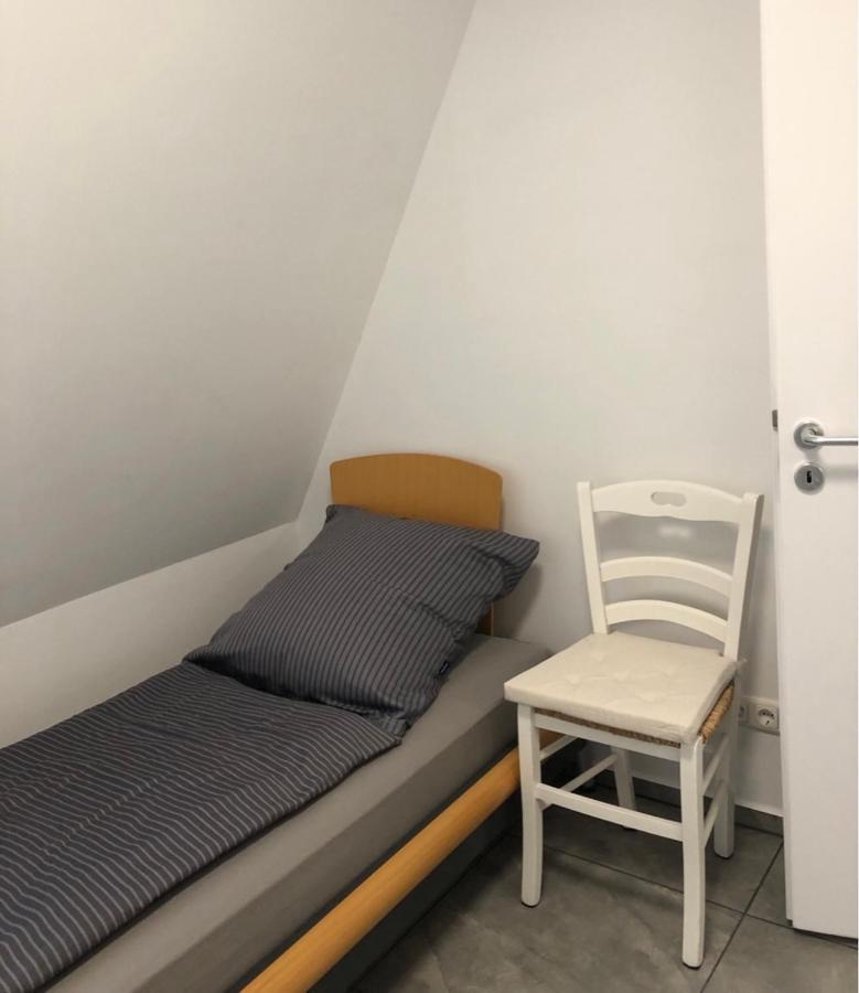 Dachgeschosswohnung Mit Seeblick Ahrensbok المظهر الخارجي الصورة